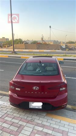 هیوندای ئەلەنترا